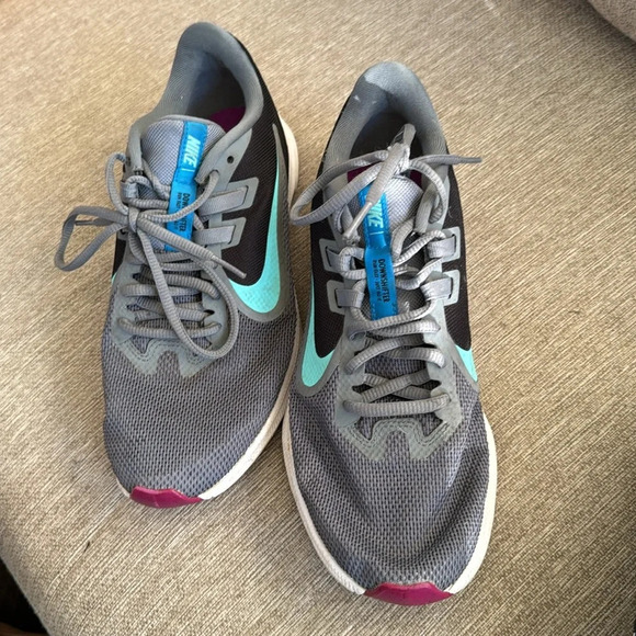 Nike Women's Downshifter 9.5 running shoe - Picture 2 of 8
